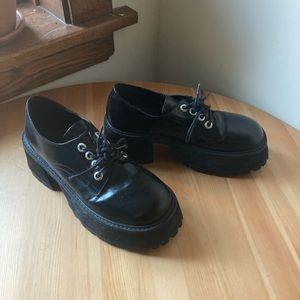 UNIF chunky oxfords, fits size 8.5